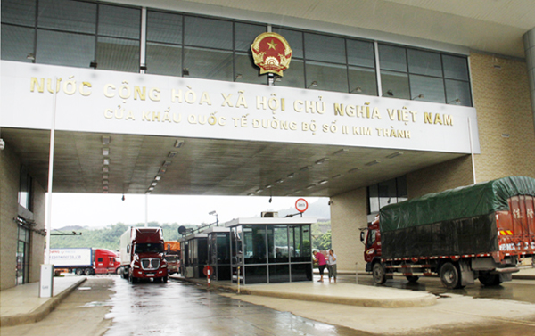 Kim ngạch xuất, nhập khẩu qua các cửa khẩu của Lào Cai năm 2017 tăng cao so với cùng kỳ các năm trước.
