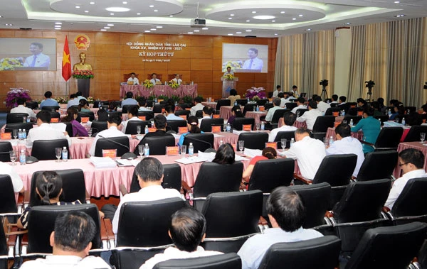 Quang cảnh kỳ họp.