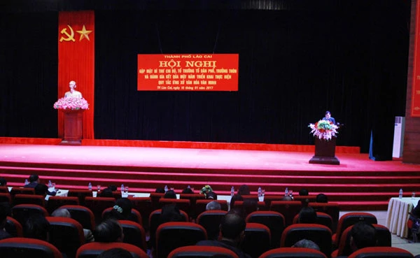 Quang cảnh hội nghị.