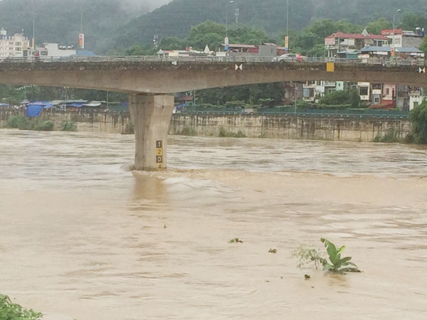 Lũ trên sông Hồng có thể đạt đỉnh 81,50m (dưới báo động 2 khoảng 0,5m).