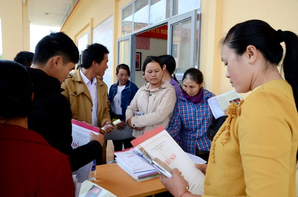 Nhiều người đã lựa chọn được việc làm phù hợp và đăng ký hồ sơ ngay tại phiên giao dịch.