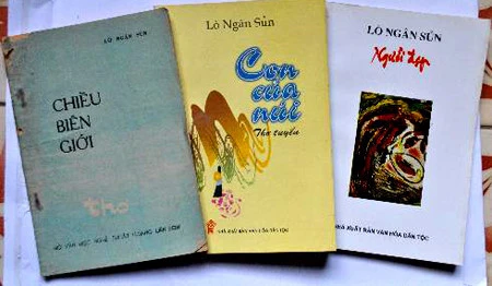 Một số tập thơ của nhà thơ Lò Ngân Sủn. Một số tập thơ của nhà thơ Lò Ngân Sủn.