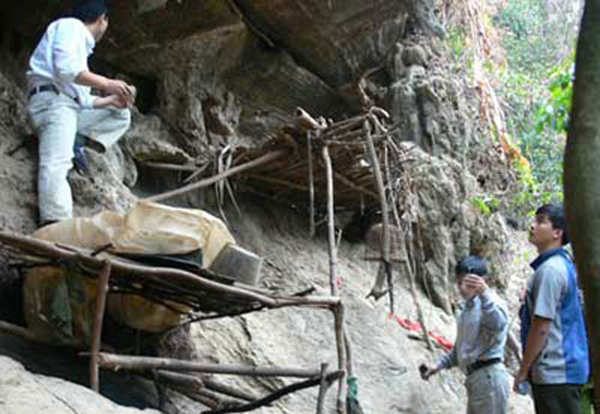 Một trong những chiếc hang Ma Seo Chứ đã từng lẩn trốn.