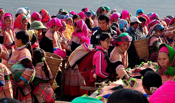 Chợ phiên Cán Cấu (Si Ma Cai).
