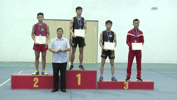 Vận động viên Vàng Văn Bảo (đoàn Lào Cai) giành Huy chương Vàng hạng cân 52 kg nam, nhóm B.