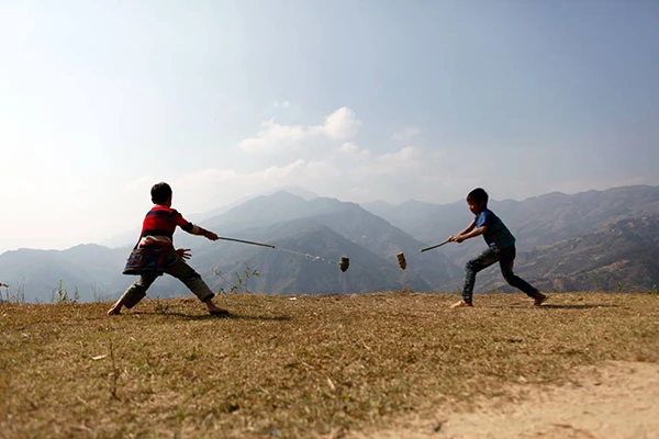 Ngày hè của trẻ em vùng cao Lào Cai ảnh 5 Ngày hè của trẻ em vùng cao Lào Cai ảnh 5