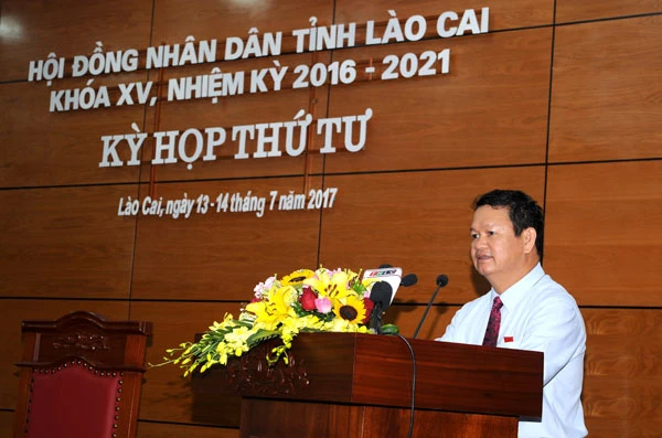 Đồng chí Nguyễn Văn Vịnh, Bí thư Tỉnh ủy, Chủ tịch HĐND tỉnh phát biểu bế mạc kỳ họp. Đồng chí Nguyễn Văn Vịnh, Bí thư Tỉnh ủy, Chủ tịch HĐND tỉnh phát biểu bế mạc kỳ họp.