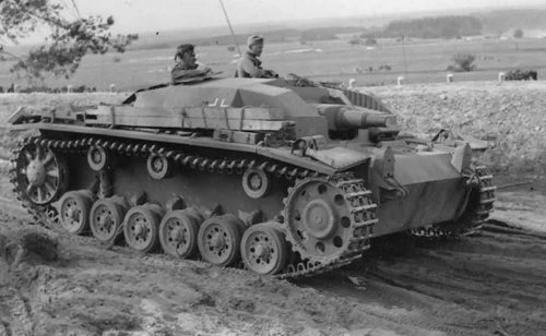 Một chiếc StuG III Ausf. B tại mặt trận phía Đông.