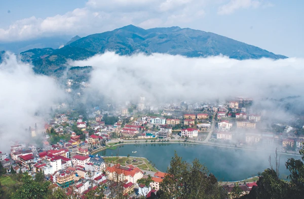 Sa Pa trở thành điểm đến hấp dẫn của du khách trong và ngoài nước. Ảnh: Ngọc Bằng