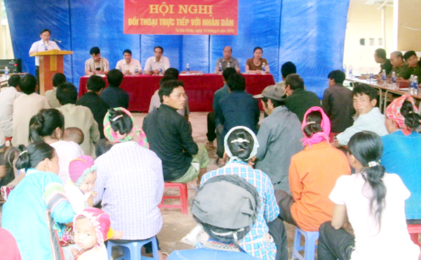 Buổi đối thoại với nhân dân Tả Gia Khâu do MTTQ tỉnh tổ chức.