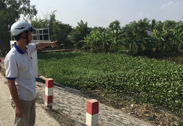 Anh Trần Công Tài, trưởng ấp Đôi Ma. Anh Trần Công Tài, trưởng ấp Đôi Ma.