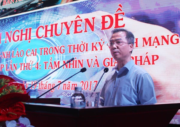 Đồng chí Đặng Xuân Thanh, Phó Chủ tịch UBND tỉnh phát biểu khai mạc hội nghị.