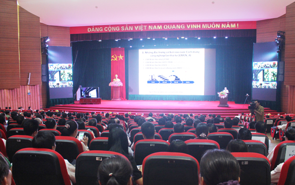 Quang cảnh hội nghị.