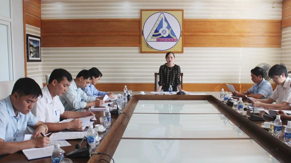 Quang cảnh buổi họp.