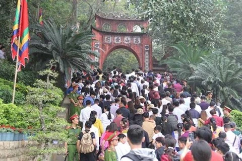 Lễ hội Đền Hùng.