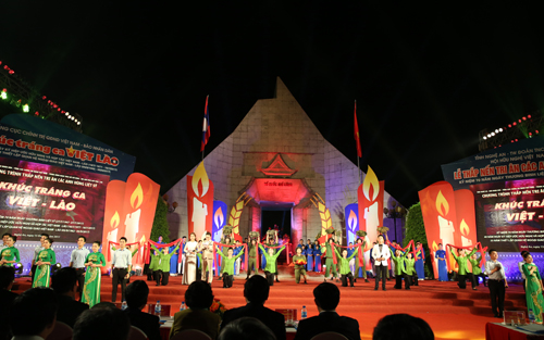 Quang cảnh buổi lễ.