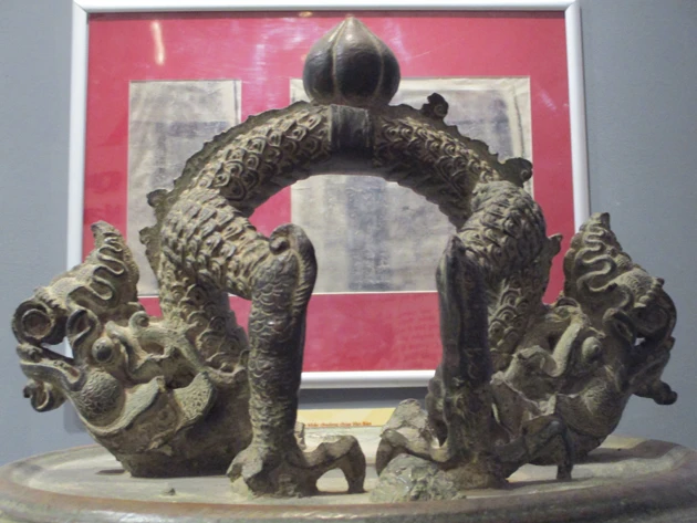 Những câu chuyện hấp dẫn về linh vật Việt ảnh 2