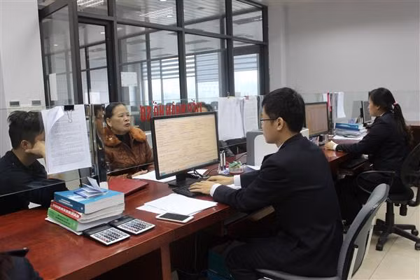 Hoạt động nghiệp vụ tại Chi cục Hải quan cửa khẩu quốc tế Lào Cai.