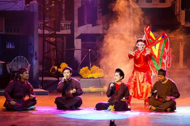 Hoàn thiện chính sách, chế độ đối với các nghệ nhân dân gian. Hoàn thiện chính sách, chế độ đối với các nghệ nhân dân gian.