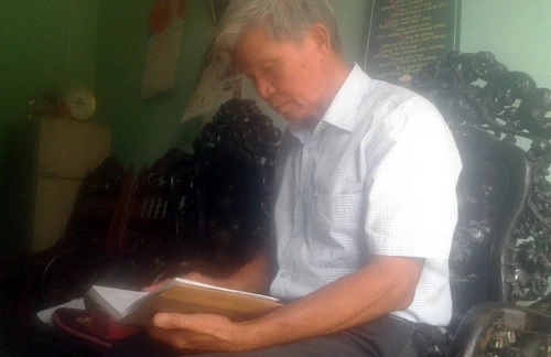 Đại tá Bùi Anh Xuân, người vinh dự hai lần được gặp Bác Hồ. Đại tá Bùi Anh Xuân, người vinh dự hai lần được gặp Bác Hồ.