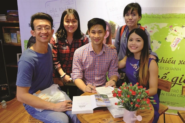 Các cây bút trẻ hiện nay.