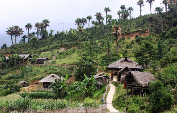 Làng truyền thống người Tày xã Bản Liền. Làng truyền thống người Tày xã Bản Liền.