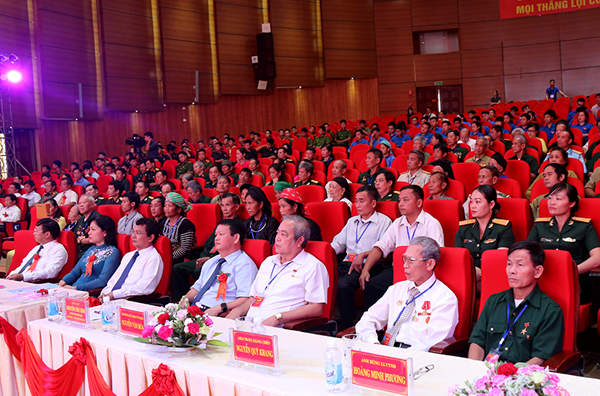 Đại biểu dự Lễ kỷ niệm.