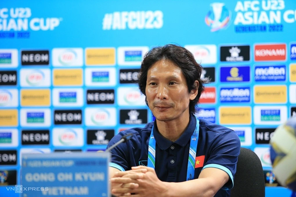 HLV Gong để ngỏ khả năng chơi tấn công trước Saudi Arabia ảnh 1