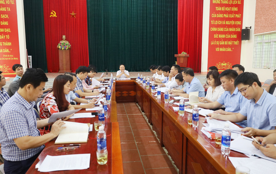 Kiểm tra việc thực hiện nhiệm vụ phát triển kinh tế -xã hội gắn với giảm nghèo bền vững và xây dựng nông thôn mới tại xã Nậm Chày, Dền Thàng ảnh 6