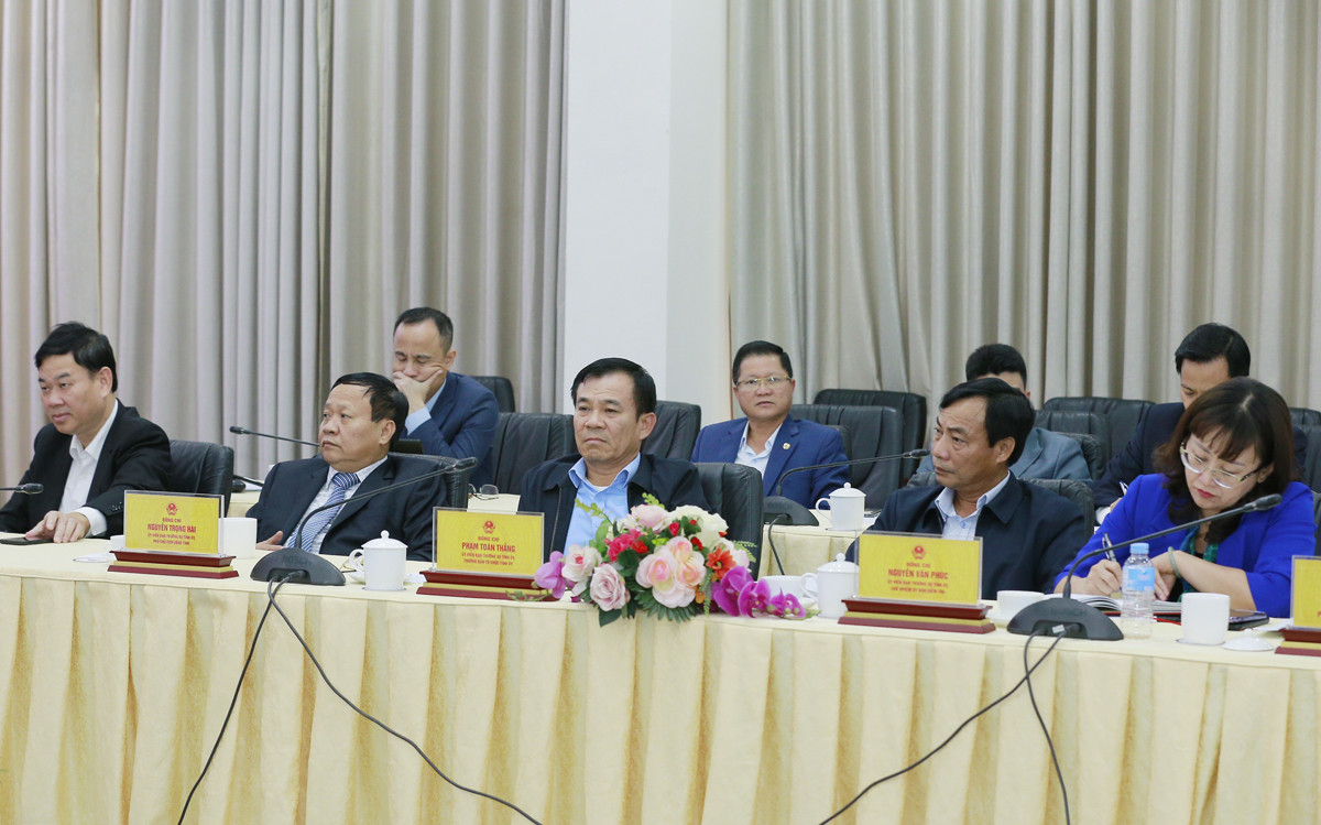 Các đại biểu tham dự hội nghị.