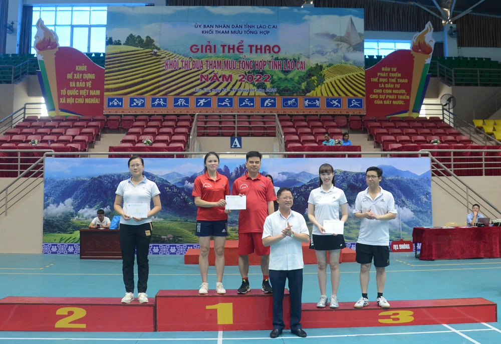 Sở Kế hoạch - Đầu tư giành giải Nhất toàn đoàn Giải thể thao Khối thi đua tham mưu tổng hợp ảnh 8