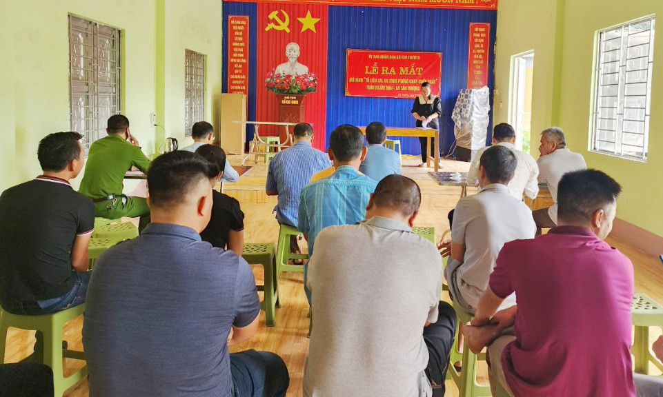 Quang cảnh lễ ra mắt.