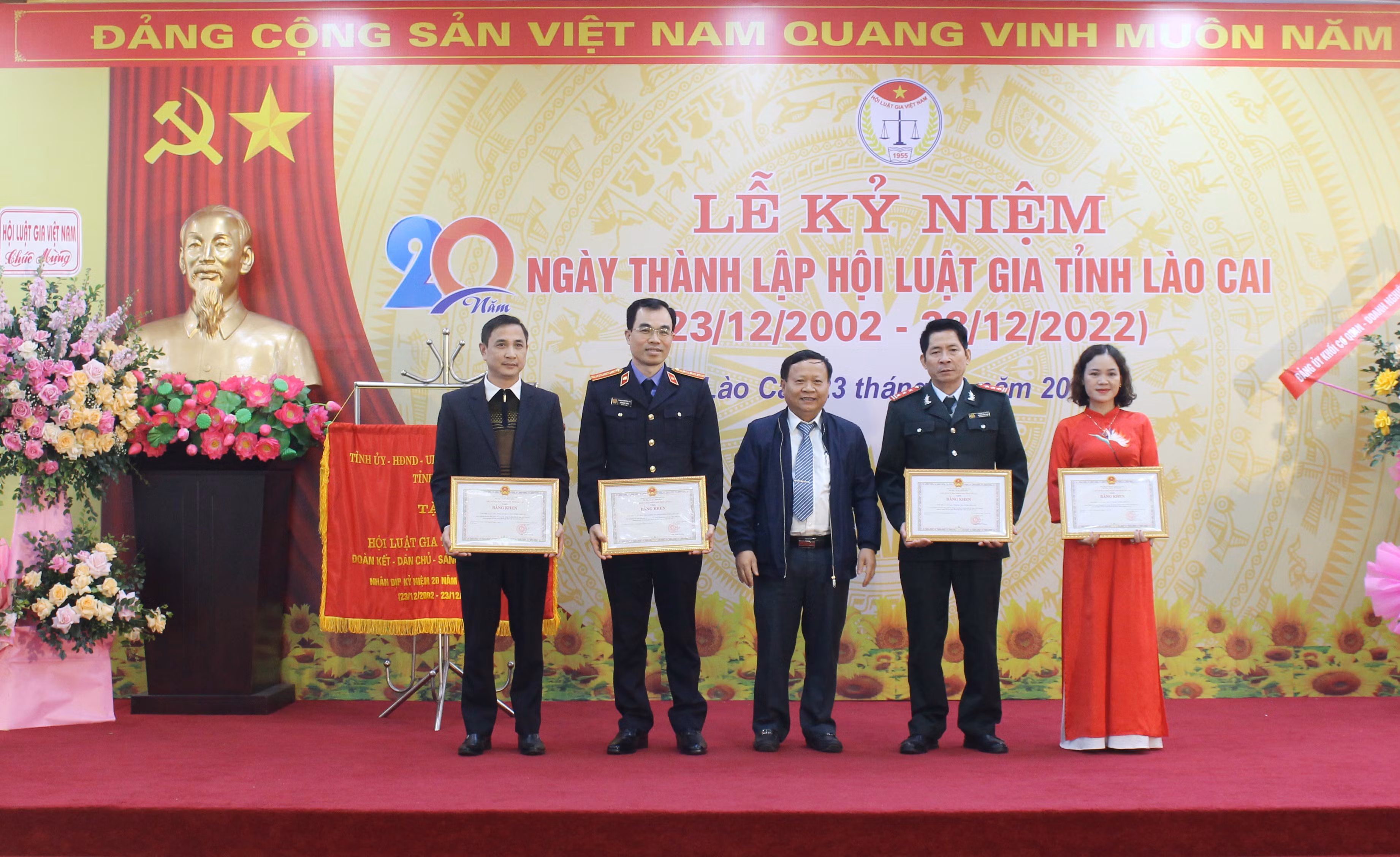 Hội Luật gia tỉnh kỷ niệm 20 năm ngày thành lập ảnh 7 Hội Luật gia tỉnh kỷ niệm 20 năm ngày thành lập ảnh 7