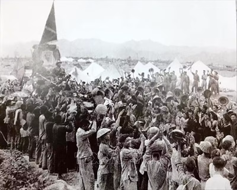 Hình ảnh về Chiến thắng Điện Biên Phủ "lừng lẫy năm châu, chấn động địa cầu" ảnh 11