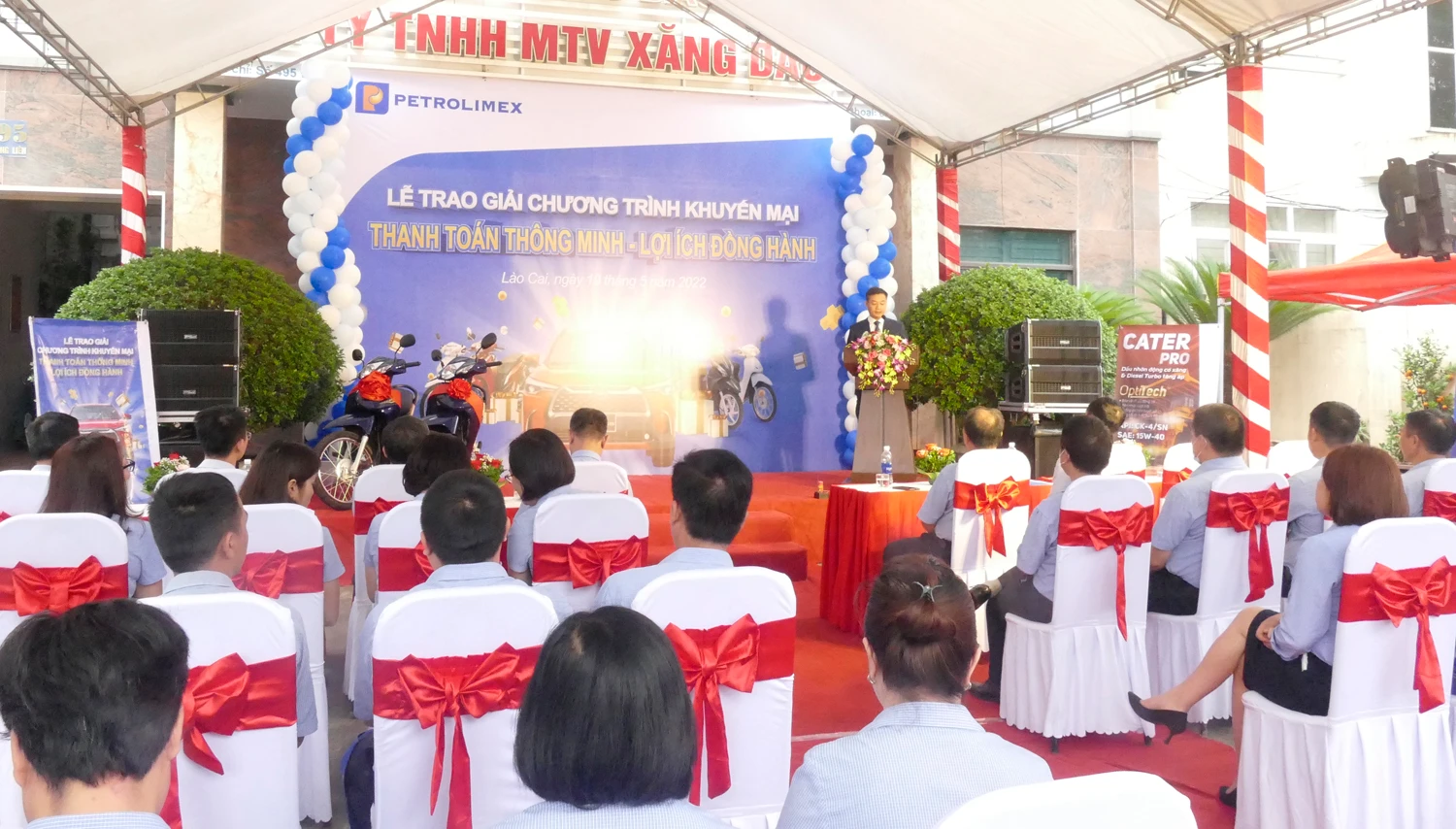 Sở hữu số Petrolimex ID may mắn, Lào Cai có 2 khách hàng trúng thưởng xe máy Honda Wave Alpha ảnh 1