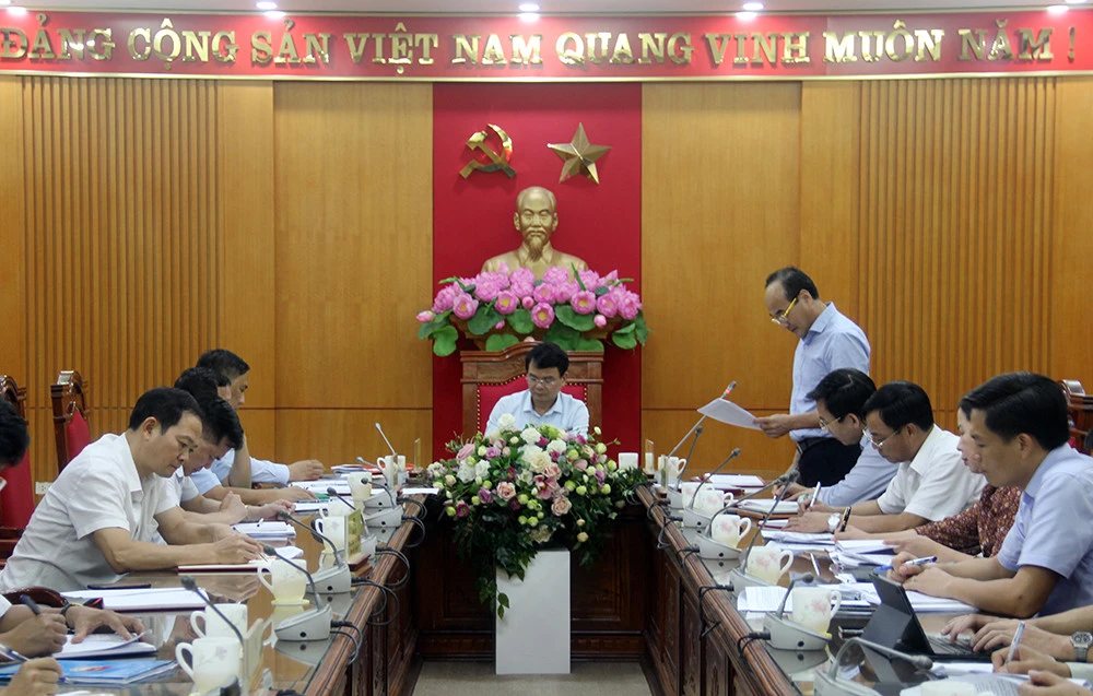 Thường trực Tỉnh uỷ giao ban với các cơ quan tham mưu, giúp việc Tỉnh ủy, Trường Chính trị, Báo Lào Cai quý II/2022 ảnh 1