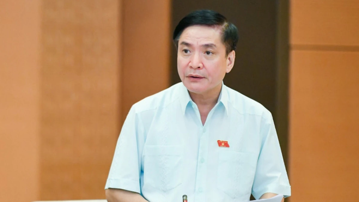 Tổng Thư ký Quốc hội, Chủ nhiệm Văn phòng Quốc hội Bùi Văn Cường.