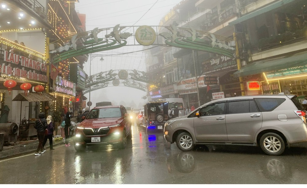 Du lịch Lào Cai thu hút du khách những ngày đầu năm ảnh 2 Du lịch Lào Cai thu hút du khách những ngày đầu năm ảnh 2