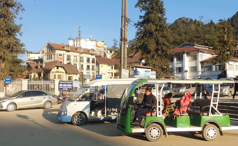 3 đơn vị tham gia thí điểm xe bốn bánh vận chuyển khách du lịch tại Sa Pa ảnh 1 3 đơn vị tham gia thí điểm xe bốn bánh vận chuyển khách du lịch tại Sa Pa ảnh 1