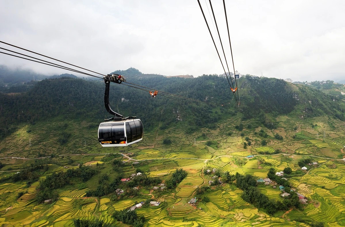 Bay lên “nóc nhà Ðông Dương” ảnh 3