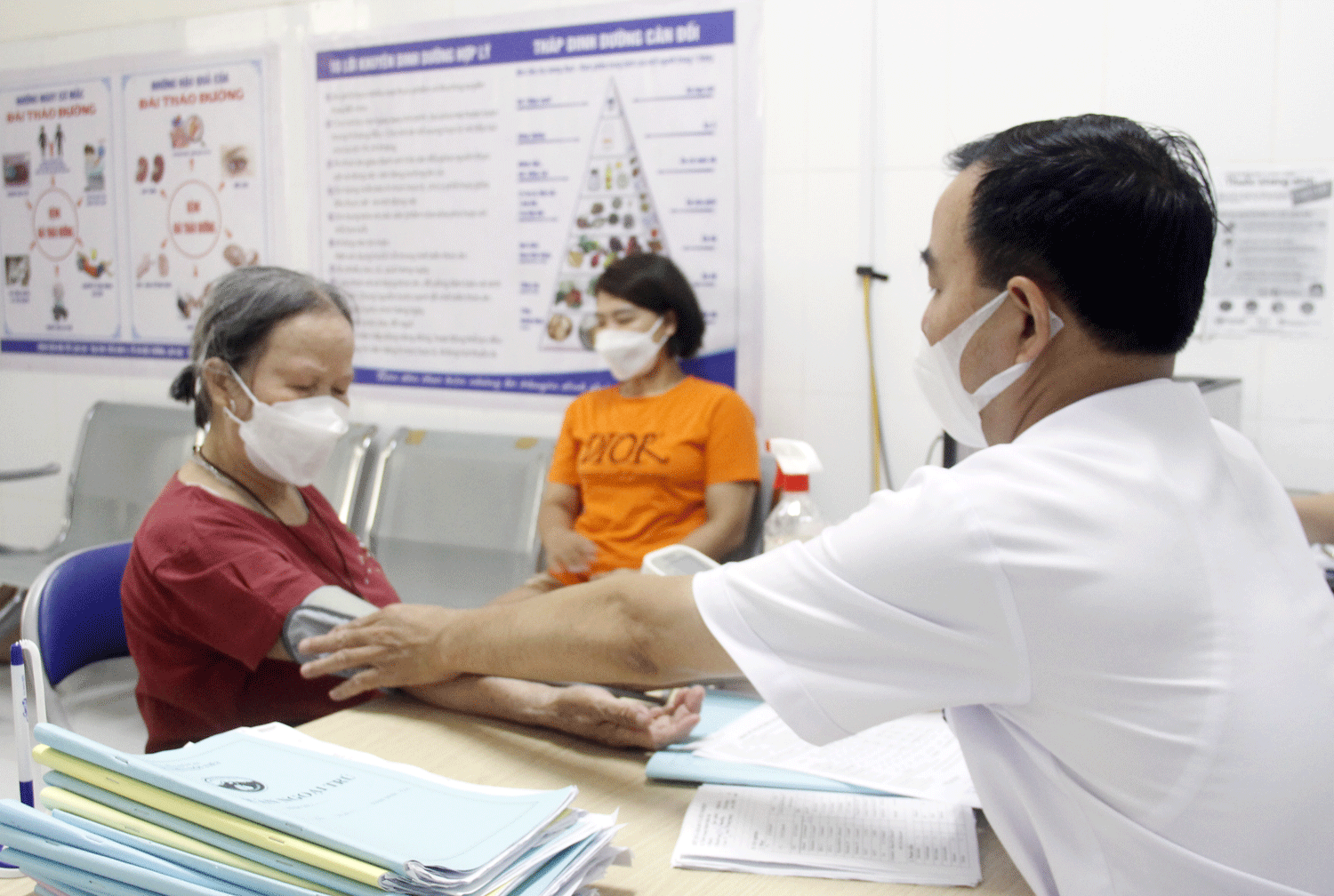 Bảo vệ sức khỏe trong thời tiết nắng nóng ảnh 1