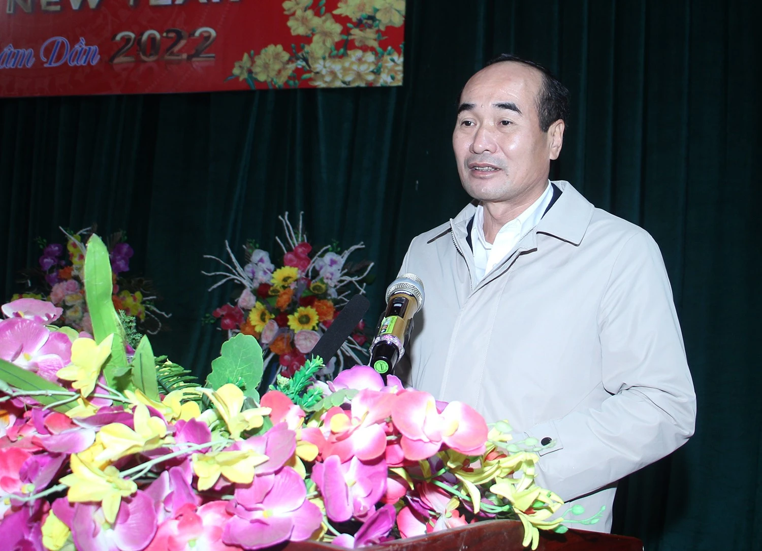 Các đồng chí lãnh đạo tỉnh thăm, chúc Tết tại Bắc Hà ảnh 3