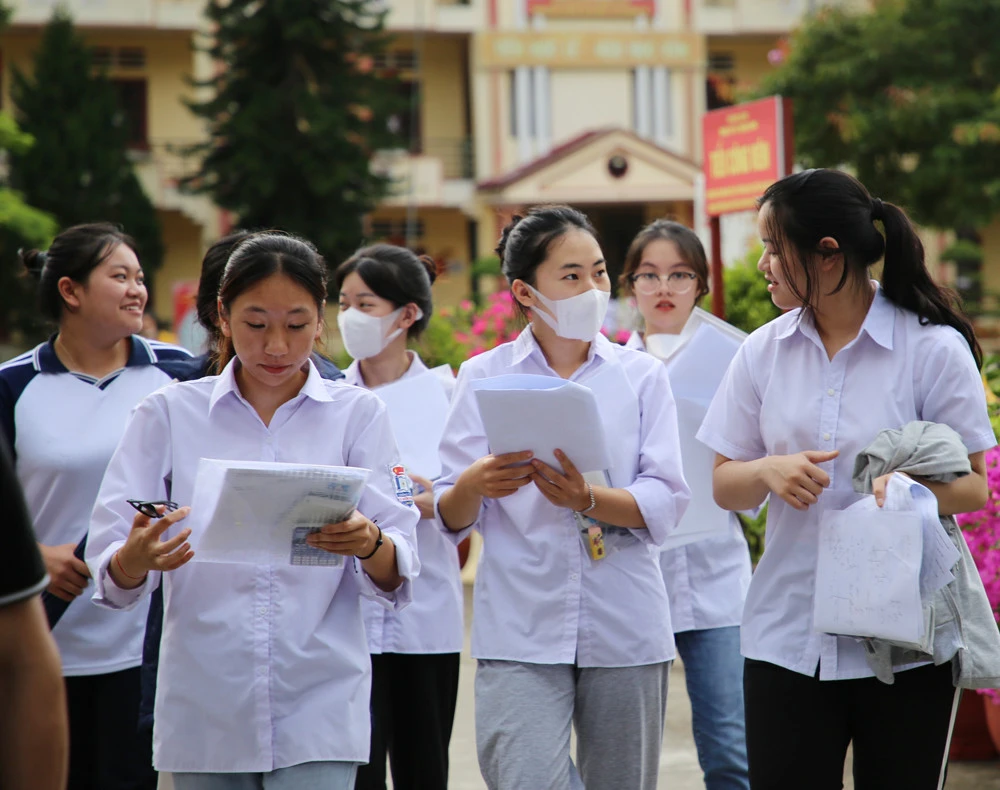 Đề thi môn Toán không quá phức tạp, nhưng cũng không dễ lấy điểm cao ảnh 12
