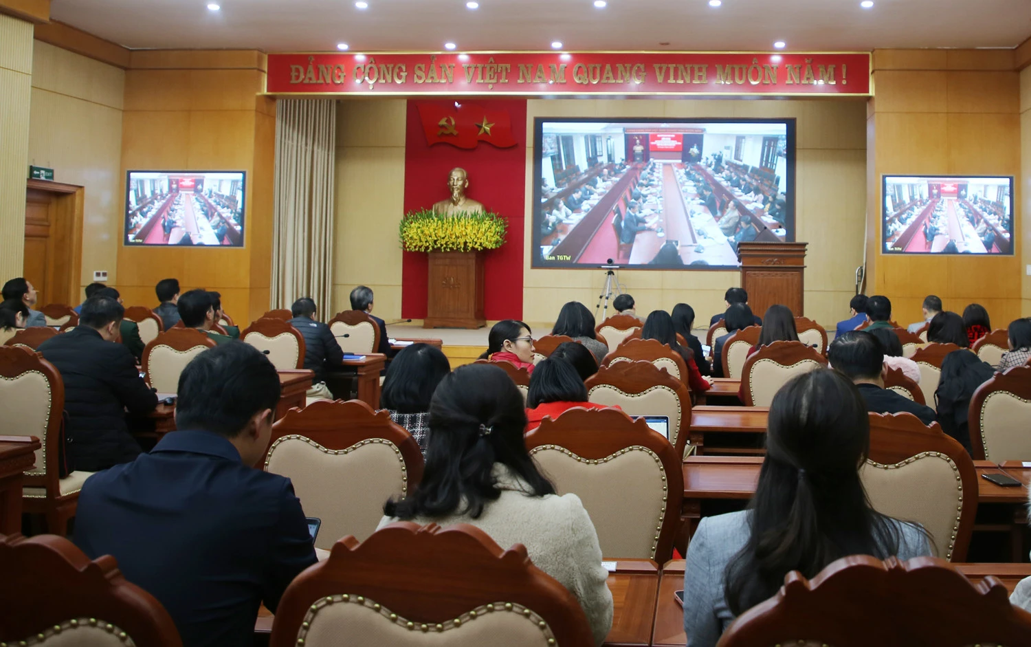 Hội nghị báo cáo viên Trung ương tháng 12 và tổng kết công tác tuyên truyền miệng năm 2022 ảnh 1