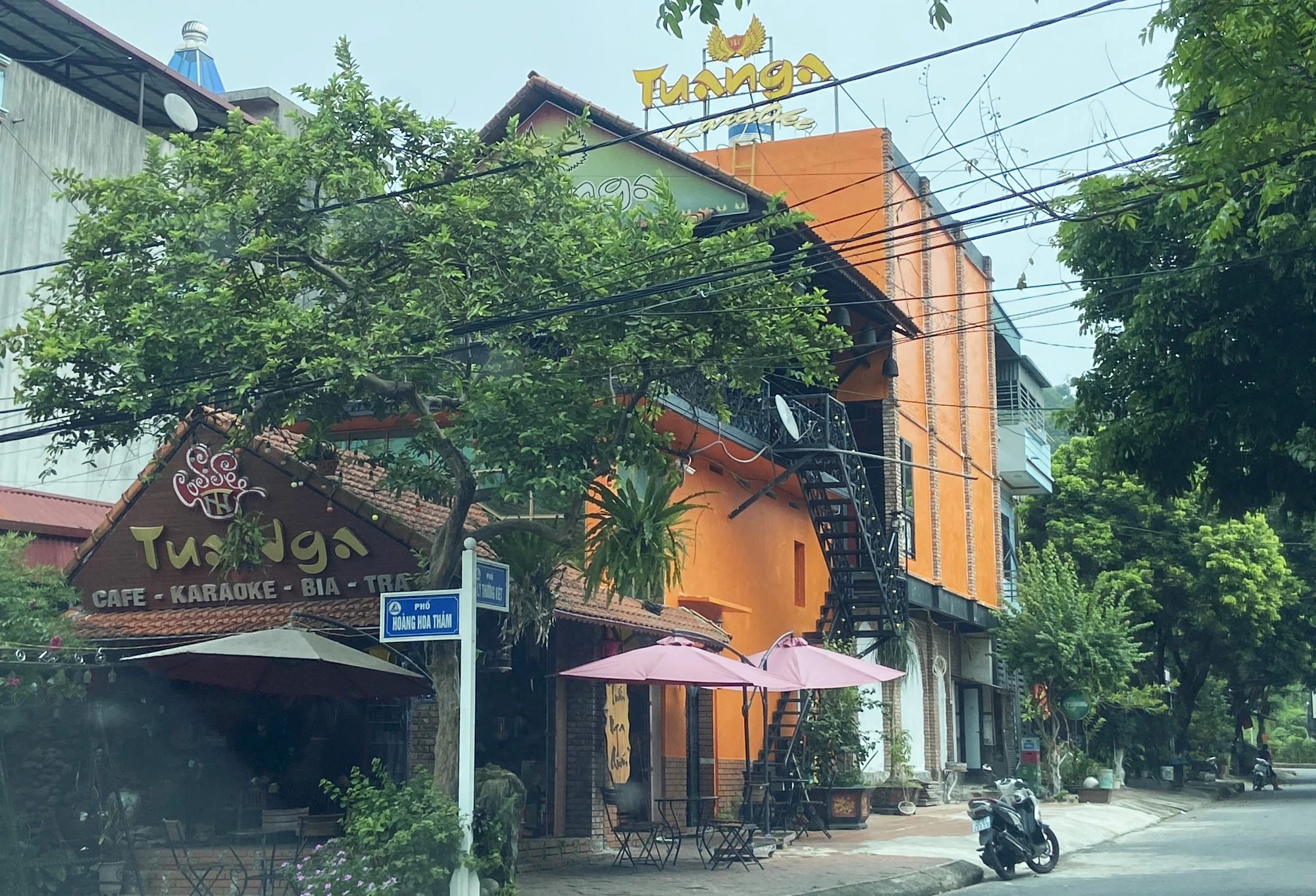 Một cơ sở kinh doanh karaoke tại huyện Bát Xát tự xin dừng hoạt động.