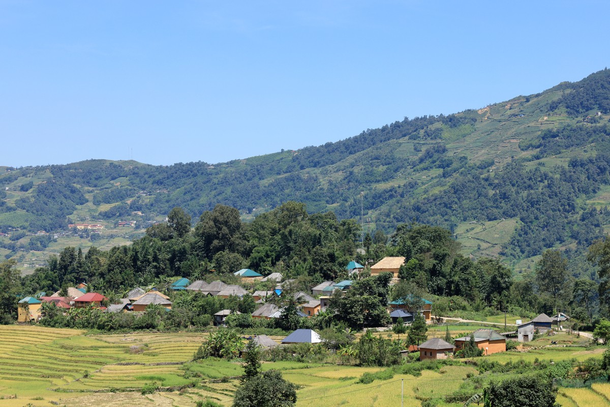 Du lịch vùng cao Y Tý (Bát Xát) ngày càng phát triển.
