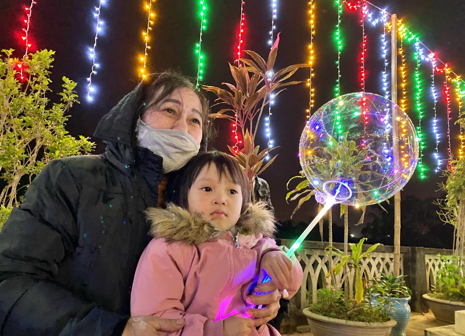 Lào Cai: Người dân nô nức đón Giáng sinh ảnh 12