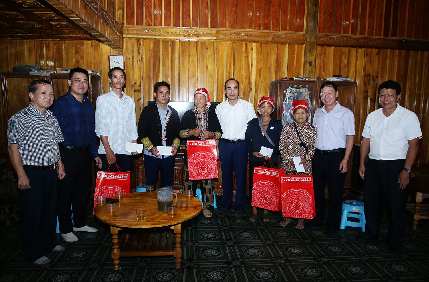 Cần quan tâm đưa các thôn vùng cao còn nhiều khó khăn của Tả Phời phát triển mạnh hơn nữa ảnh 7 Cần quan tâm đưa các thôn vùng cao còn nhiều khó khăn của Tả Phời phát triển mạnh hơn nữa ảnh 7