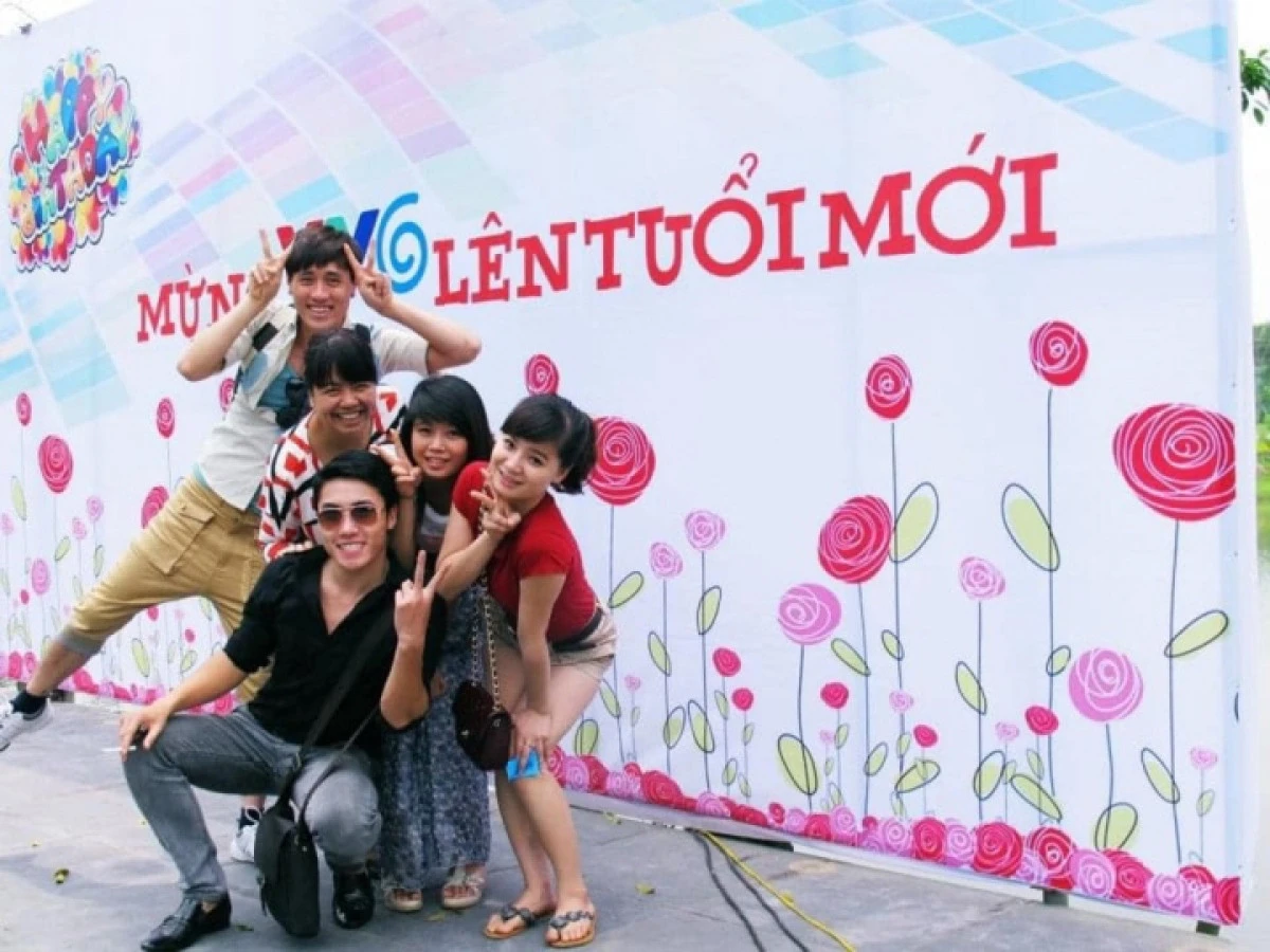 Diễn viên Kiên Hoàng chia sẻ lại những kỷ niệm gắn liền với VTV6 những ngày đầu.