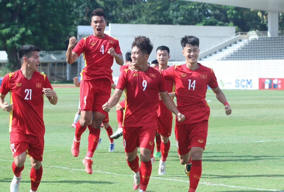 U19 Việt Nam thắng 4 - 1 trước U19 Philippines ảnh 1